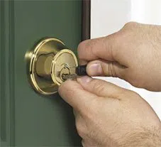 Middle Village Locksmith Service Middle Village, NY 718-971-9675 - rekeying-locks-01